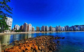 Suíte 300 Pitangueiras Guarujá
